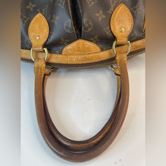 Louis Vuitton Monogram Tivoli PM Bag - Picture 11 of 16